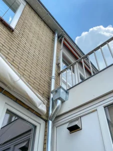 Zinkwerk 6 zeegers dakwerk - zinken regenpijpen